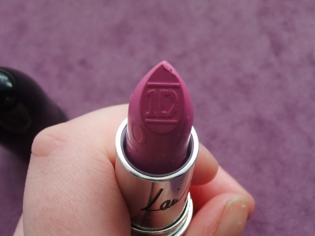 Review | MUA One Direction Lipstick in Rock Me (Louis) Review | MUA One Direction Lipstick in Rock Me (Louis)