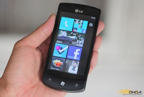 lg-optimus-7.jpg