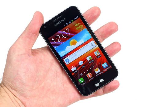 samsung_galaxy_r_i9103_1.jpg