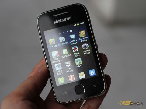 samsung_galaxy_y_4.jpg