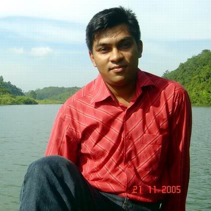 My-Handsome-Husband-on-the-way-to-Rangamati
