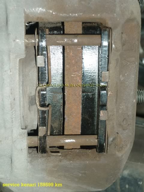 Service Kenari, Brake pads baru sudah siap dipasang