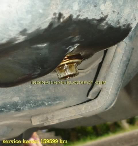 Service Kenari, Nut untuk oil drainage siap dipasang kembali