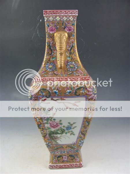 China Famille Rose Gild Porcelain Binaural Vase  